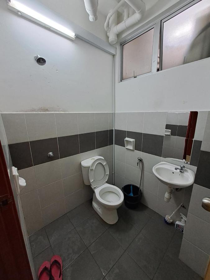 1201 Apartment Ladang Tok Pelam Tepipantaibatuburuk Куала-Тренгану Экстерьер фото