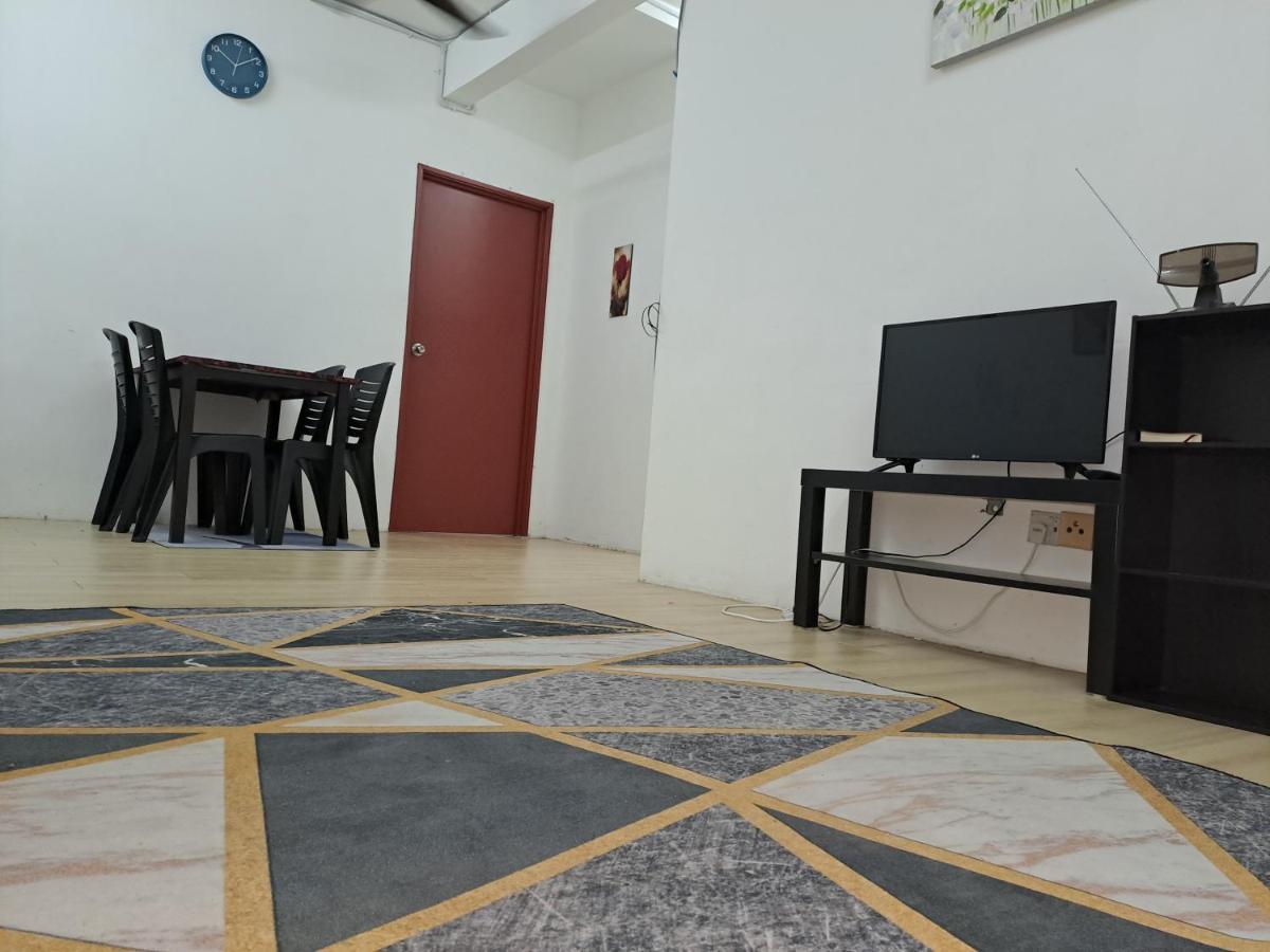 1201 Apartment Ladang Tok Pelam Tepipantaibatuburuk Куала-Тренгану Экстерьер фото